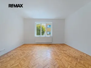 Prodej bytu 2+1, Slaný, Navrátilova, 76 m2