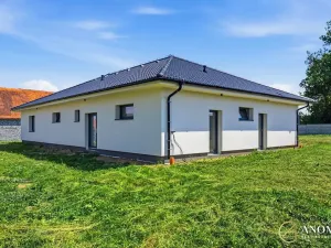 Prodej rodinného domu, Osek, 189 m2