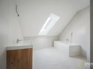 Prodej bytu 3+kk, Trhová Kamenice, Raisovo náměstí, 89 m2
