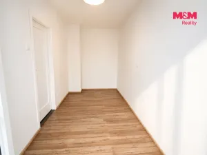 Pronájem bytu 2+1, Praha - Holešovice, U městských domů, 44 m2