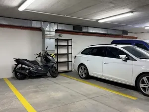 Pronájem garážového stání, Brno, Špitálka, 13 m2