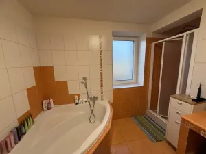 Prodej rodinného domu, Klešice, 212 m2