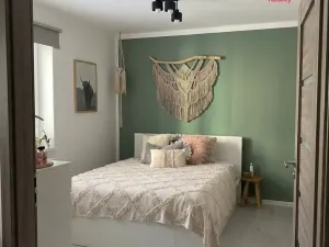 Pronájem bytu 2+kk, Libochovice, náměstí 5. května, 40 m2