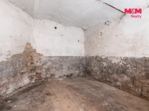 Prodej rodinného domu, Líšťany, Zlatá Ulička, 272 m2