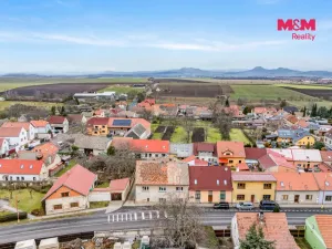 Prodej rodinného domu, Líšťany, Zlatá Ulička, 272 m2