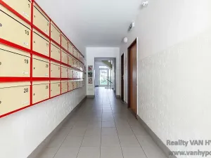 Prodej bytu 3+1, Praha - Chodov, Dědinova, 85 m2