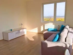 Pronájem bytu 2+kk, Horoměřice, T. G. Masaryka, 53 m2