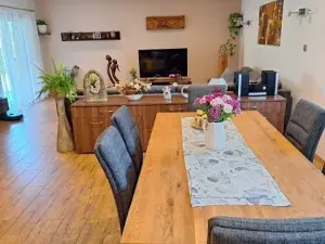 Prodej rodinného domu, Cvrčovice, Školní, 168 m2
