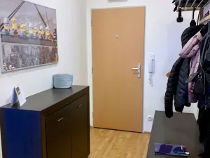 Pronájem bytu 2+kk, Praha - Vysočany, Pod Harfou, 56 m2