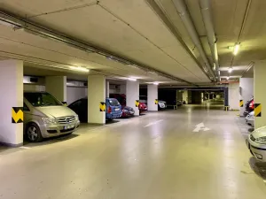Pronájem bytu 2+kk, Praha - Vysočany, Pod Harfou, 56 m2