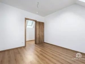 Prodej rodinného domu, Praha - Běchovice, Pplk. Nováčka, 139 m2