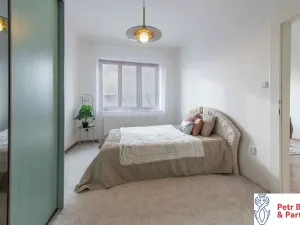 Pronájem bytu 3+1, Rakovník, Husovo náměstí, 95 m2