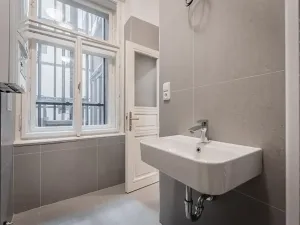 Pronájem bytu 2+kk, Praha - Nové Město, Lípová, 41 m2
