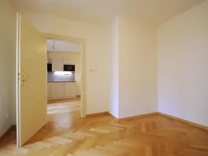 Pronájem bytu 2+kk, Praha - Staré Město, Kozí, 38 m2