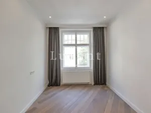 Pronájem bytu 2+kk, Praha - Vinohrady, náměstí Jiřího z Poděbrad, 54 m2