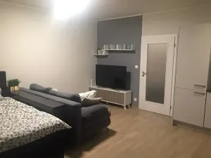 Pronájem bytu 1+kk, Praha - Jinonice, Pod stolovou horou, 42 m2