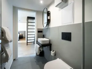 Prodej ubytování, Praha - Karlín, Prvního pluku, 62 m2