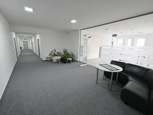 Pronájem kanceláře, Praha - Prosek, Litvínovská, 31 m2
