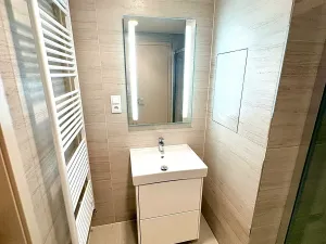 Pronájem bytu 2+kk, Praha - Hloubětín, Poděbradská, 63 m2