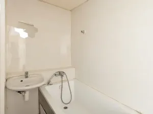 Pronájem bytu 1+1, Chomutov, Dřínovská, 35 m2