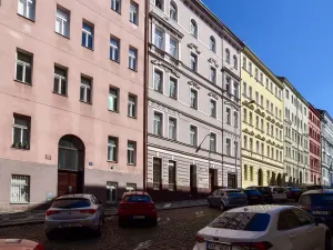 Pronájem bytu 2+kk, Praha - Žižkov, Ježkova, 43 m2