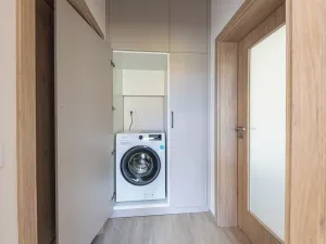 Pronájem bytu 2+kk, Praha - Nusle, Svatoslavova, 49 m2