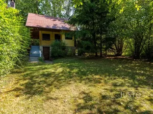 Prodej zahrady, Hluk, 563 m2