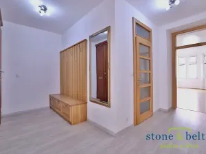 Pronájem bytu 3+1, Praha - Bubeneč, Bubenečská, 116 m2