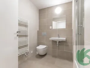 Pronájem bytu 1+kk, Praha - Strašnice, Počernická, 26 m2