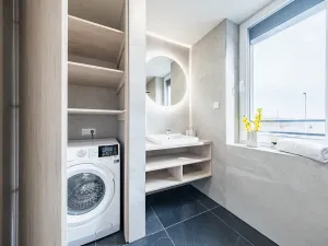 Pronájem bytu 3+kk, Praha, Výstavní, 72 m2