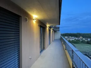 Pronájem bytu 3+kk, Praha - Řeporyje, Haenkeho, 80 m2