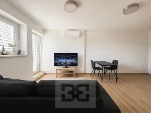 Prodej bytu 2+kk, Brno, Táborská, 66 m2