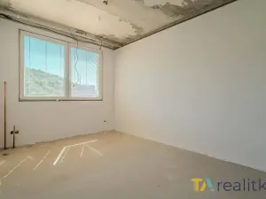 Prodej bytu 4+kk, Třinec, Sosnová, 77 m2