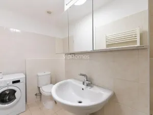 Pronájem bytu 2+kk, Praha - Dejvice, Heinemannova, 65 m2