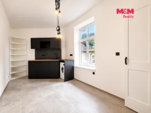 Pronájem bytu 1+kk, Trutnov - Dolní Předměstí, Maxima Gorkého, 15 m2