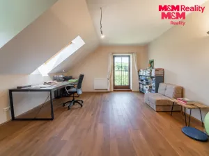 Prodej rodinného domu, Mořina, 240 m2