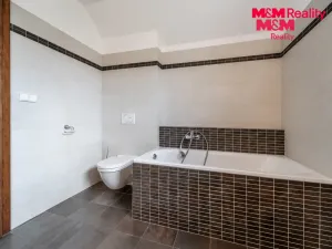 Prodej rodinného domu, Mořina, 240 m2