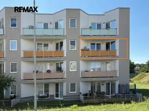 Pronájem bytu 3+kk, Velký Osek, U hřiště, 75 m2