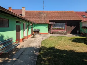 Prodej rodinného domu, Dříteň, 225 m2