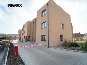 Pronájem bytu 1+kk, Beroun, Vinařská, 33 m2