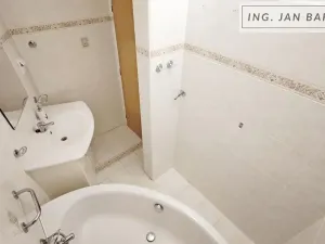 Pronájem bytu 2+1, Jihlava, Kollárova, 55 m2