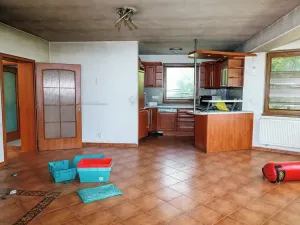Prodej rodinného domu, Cvrčovice, Lesní, 206 m2