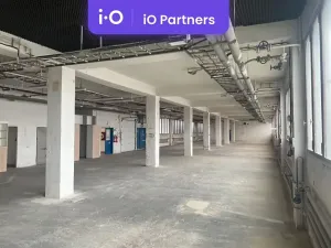 Pronájem skladu, Praha - Hostivař, U továren, 5000 m2