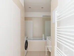 Pronájem bytu 1+kk, Praha - Černý Most, Rudolfa Holeky, 51 m2