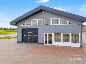 Pronájem obchodního prostoru, Hradec Králové, Vlčkovická, 700 m2