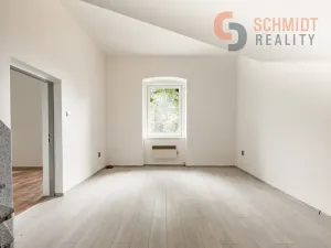 Prodej bytu 2+1, Břeclav, Národních hrdinů, 69 m2