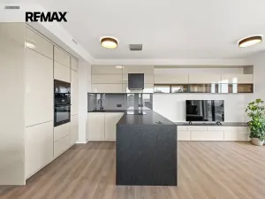 Prodej bytu 3+kk, Praha - Žižkov, Šrámkové, 101 m2