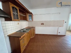 Prodej vícegeneračního domu, Javorník, Míru, 370 m2