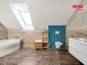 Prodej rodinného domu, Neumětely, V Chaloupkách, 210 m2