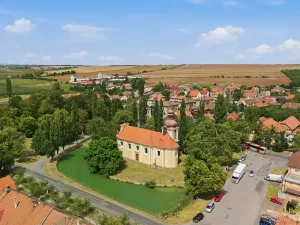 Prodej bytu 3+kk, Kněževes, 88 m2